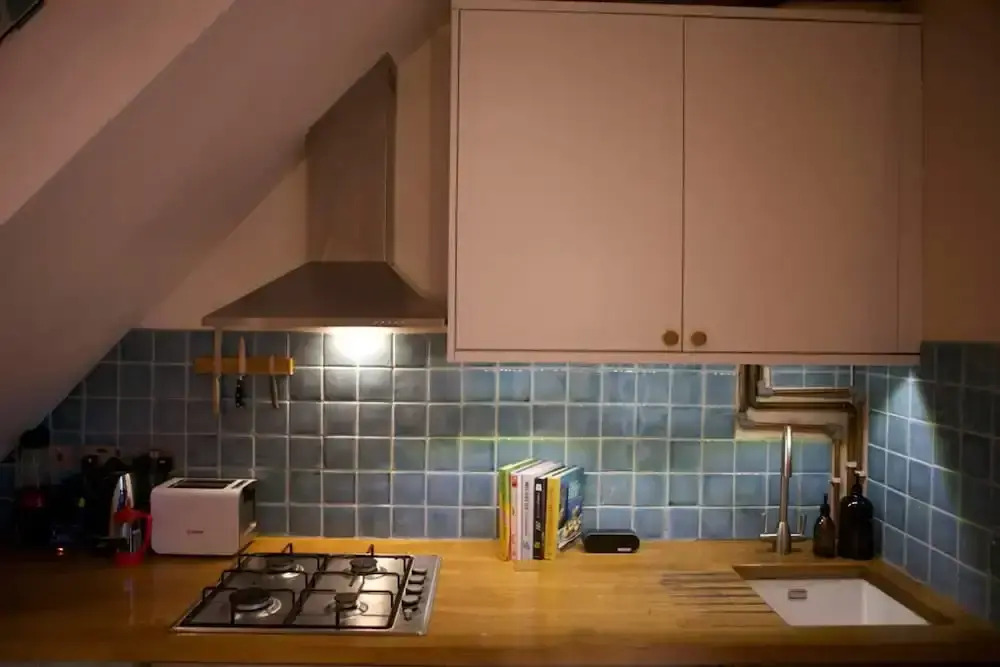 Inviting & Secluded 1BD House w/ Patio - Peckham!