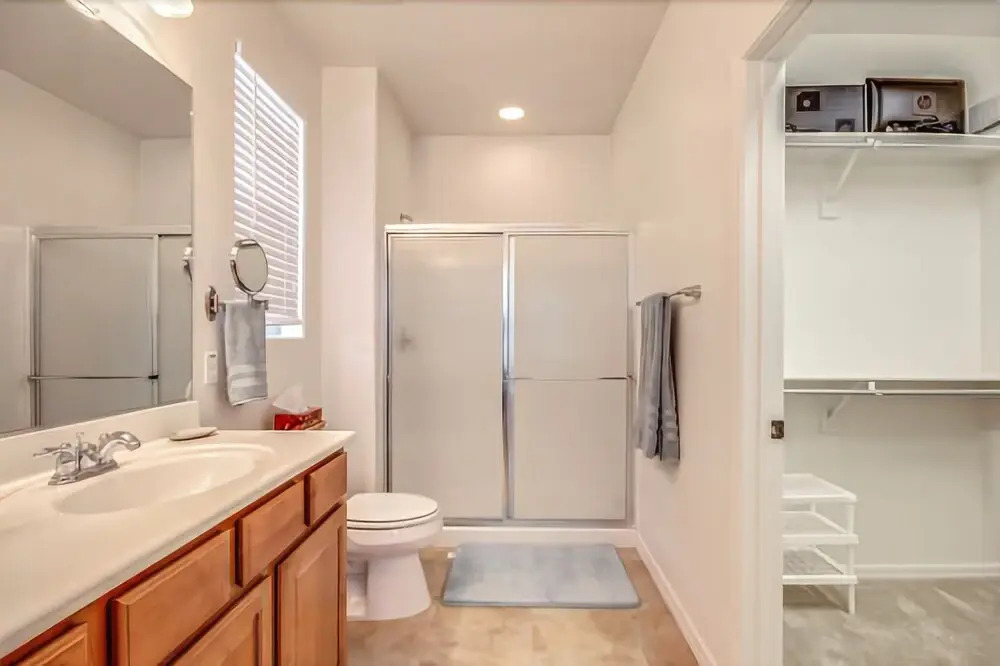 Twin Peaks - 2 Br home by RedAwning