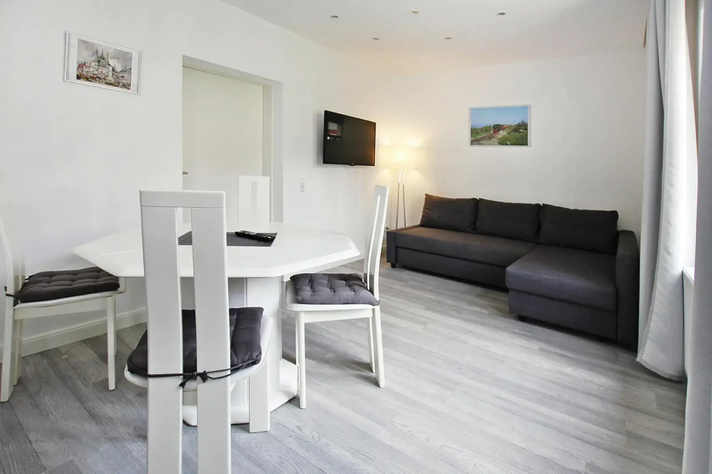 Apartment house historic train station, Drei Annen Hohne