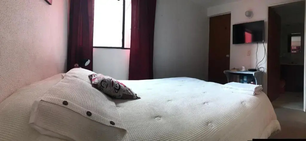 HABITACIóN EN SANTA TERESA