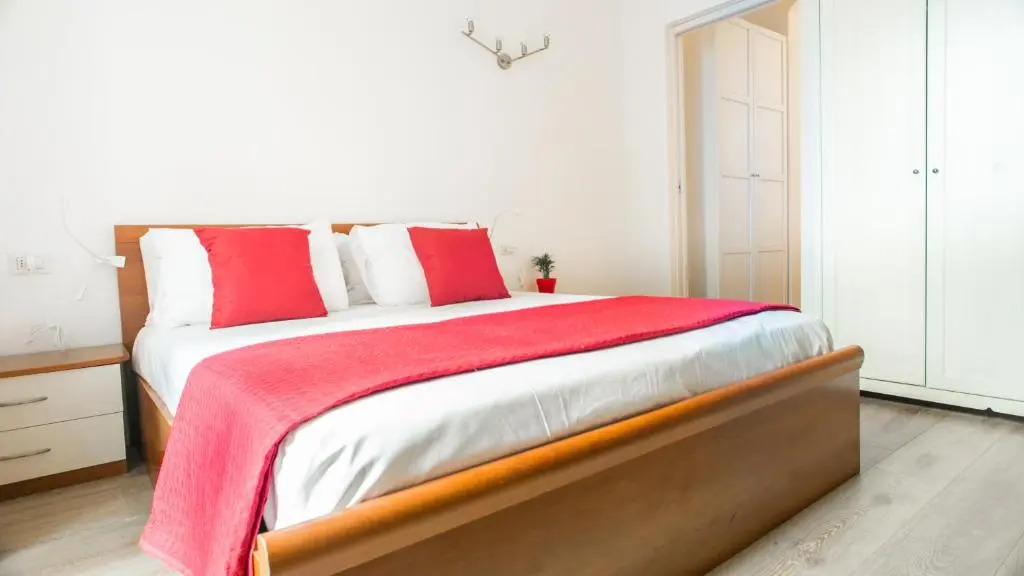 LikeHome Milano - Via Crema