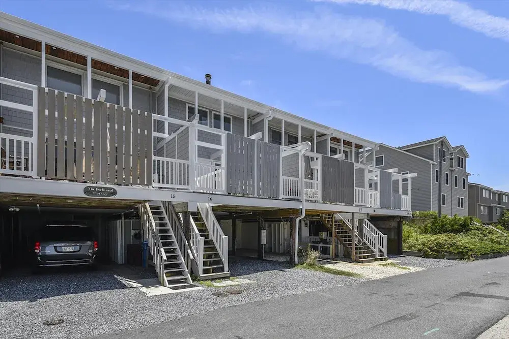 Atlantic Watergate 16 by Long & Foster