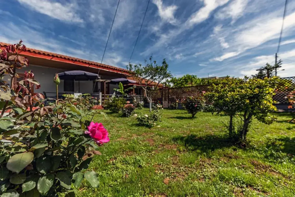 Rose Garden Apartments