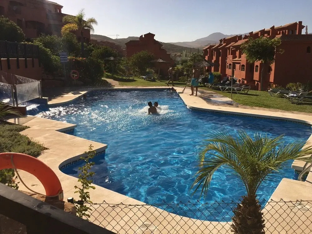 Beautiful 2-bed/ Bathrooms Estepona Apartment