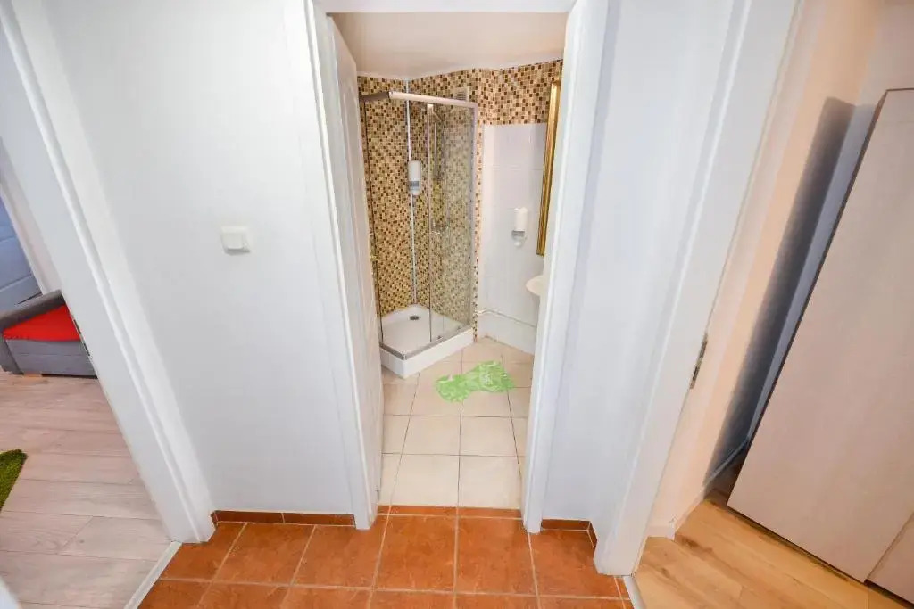 Bucharest City Center Villa - Shabbat Friendly