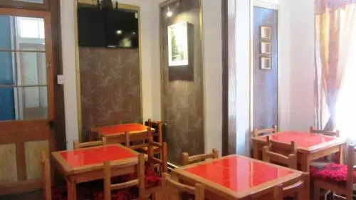 Hostal Odeón
