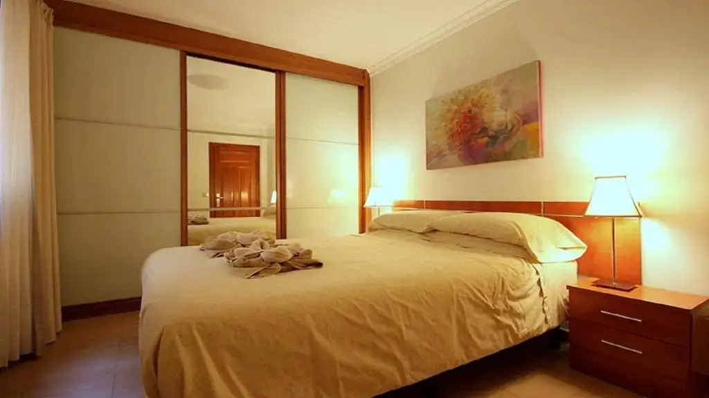 MarLenghi Apartments 3B