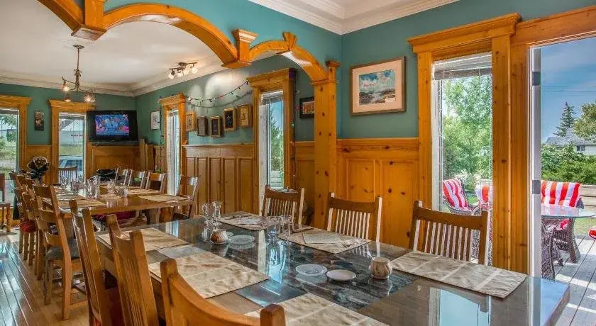 Heartwood Inn