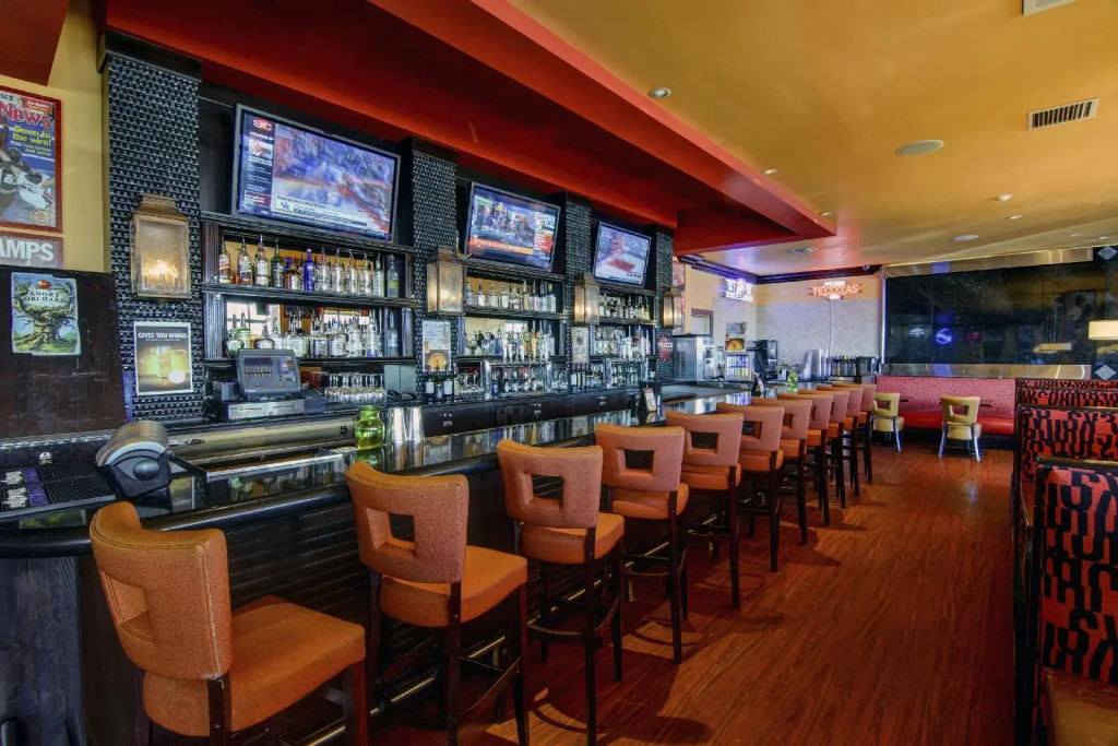 Holiday Inn Arlington NE-Rangers Ballpark by IHG