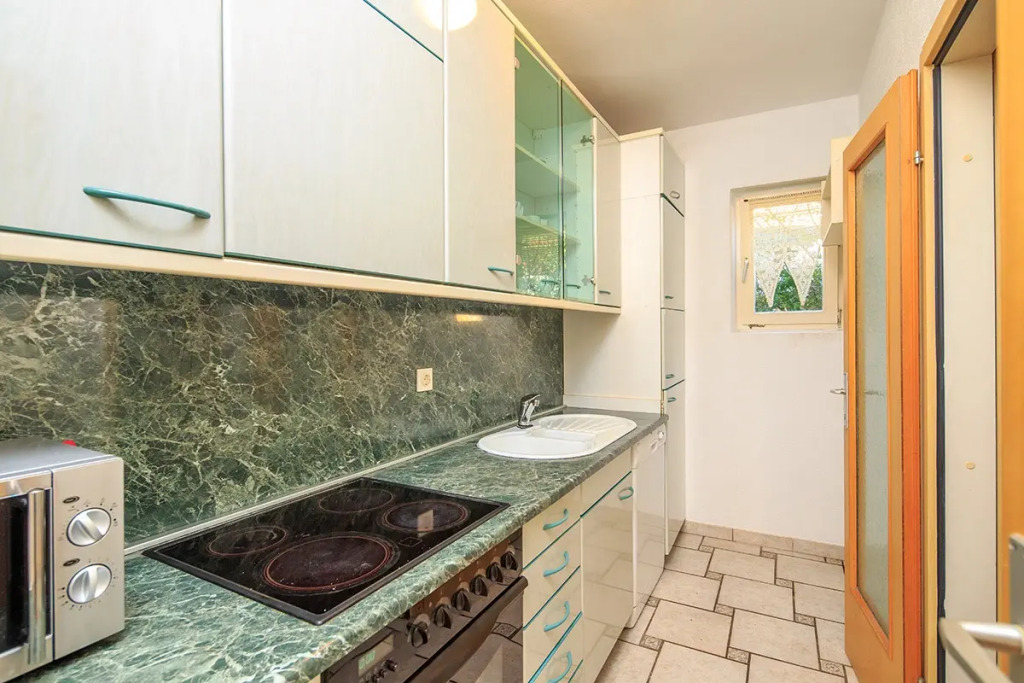 Holiday house Ante - 6m from the sea Seget Vranjica, Riviera Trogir