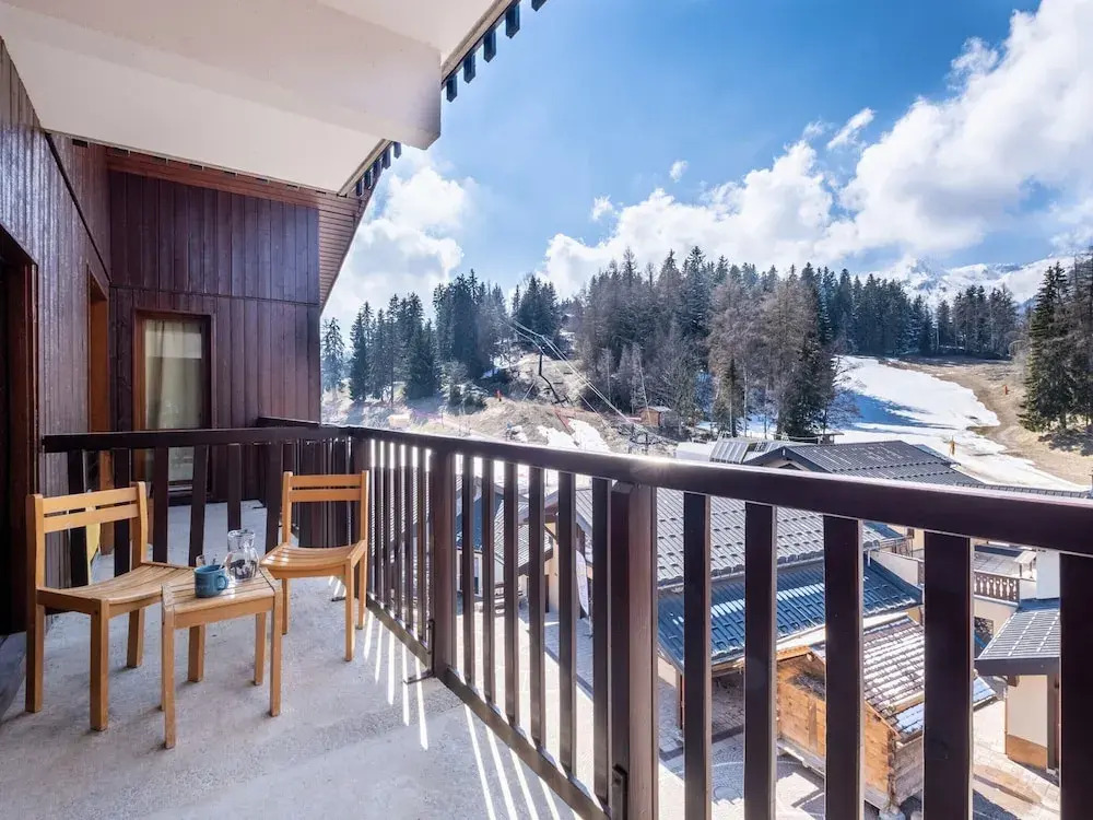 Studio in Doucy With Mountain Views