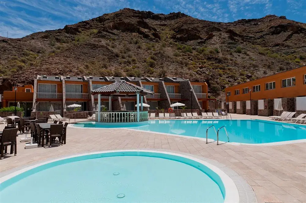 HV Tauro Resort