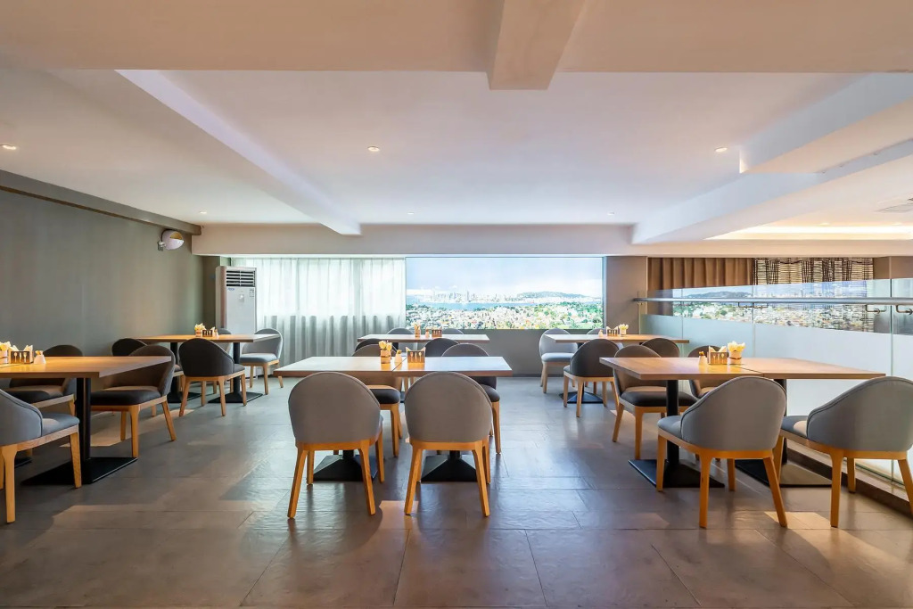 Homeinn · neo (Xiamen Mingfa Commercial Plaza Lianban Subway Station)