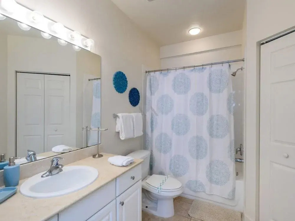 (4LVT29LH62) Vacation Rentals Near Orlando by RedAwning