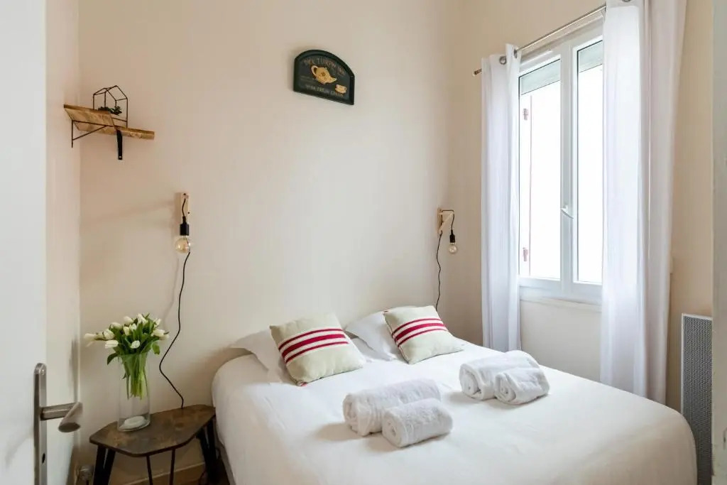 LE PETIT BASQUE - T2 plein de charme 100m plage