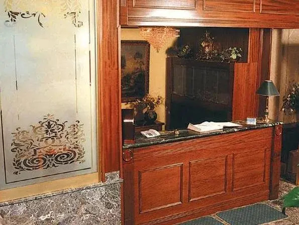 Hotel Elena