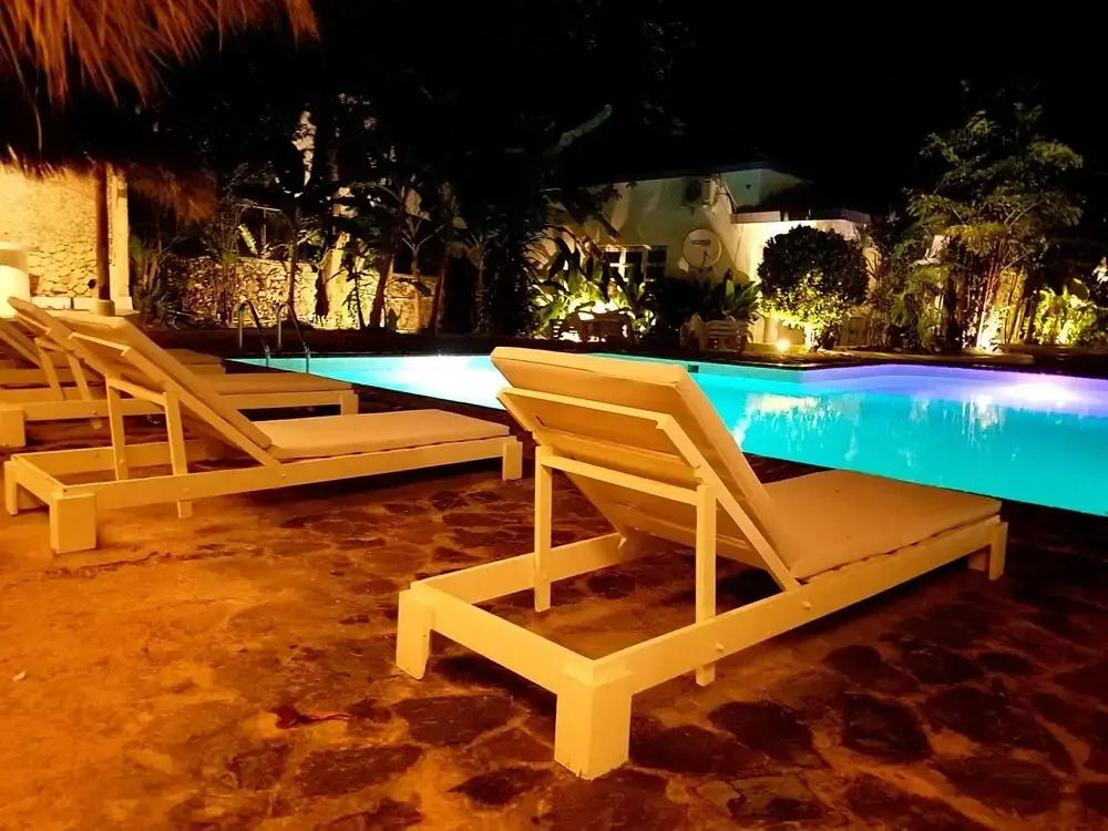 Afreeka Beach Hostel & Music Bar