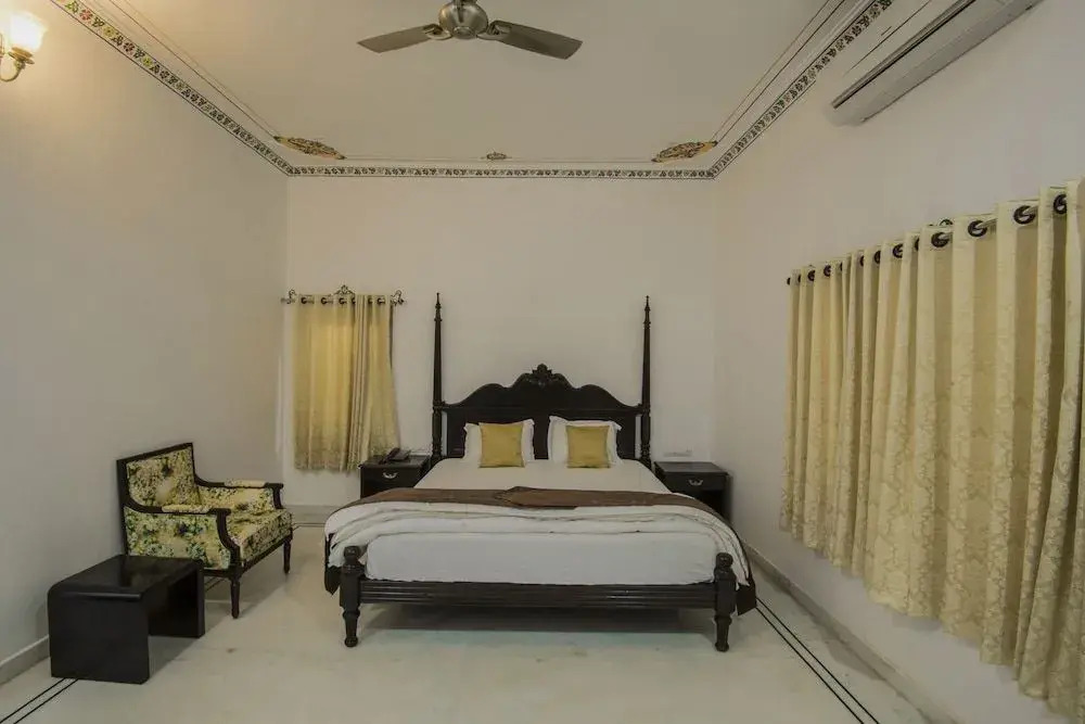Chandraveer Niwas