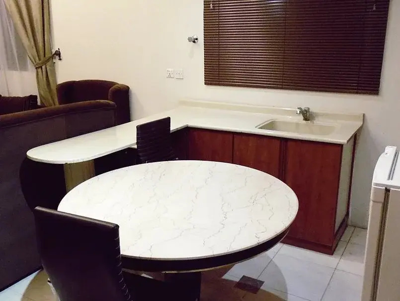 Ward Al Olaya Hotel Suites
