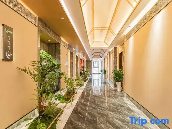 Vienna International Hotel (Chengdu Tianfu New District Luhu Store)