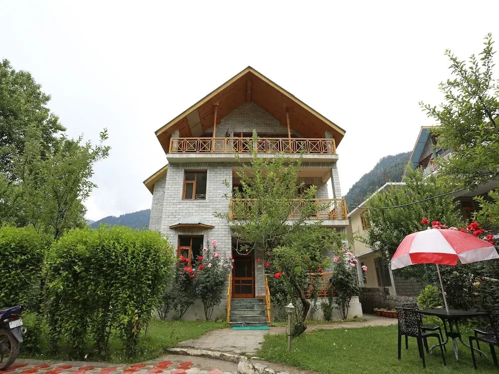 OYO 9483 Himalayan Ecstacy Cottages