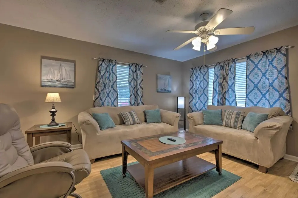Breezy Gulfport Getaway < 1 Mile to Beach + Casino
