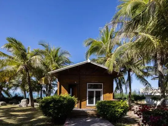 Sanya Haishi Pool Design Homestay (West Island Tourist Scenic Area)