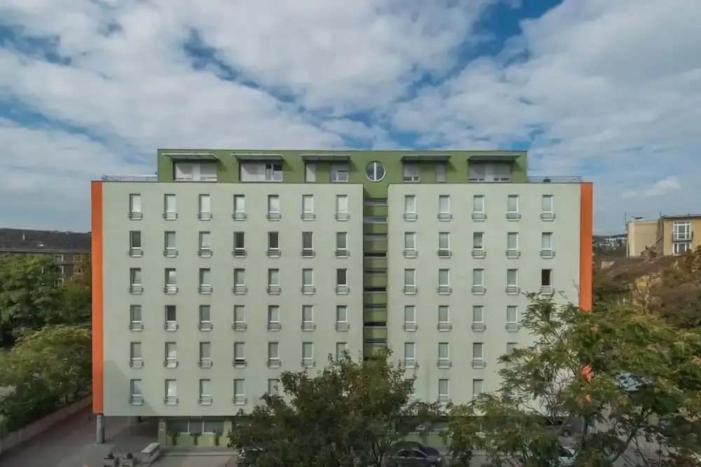 My Home Apartments