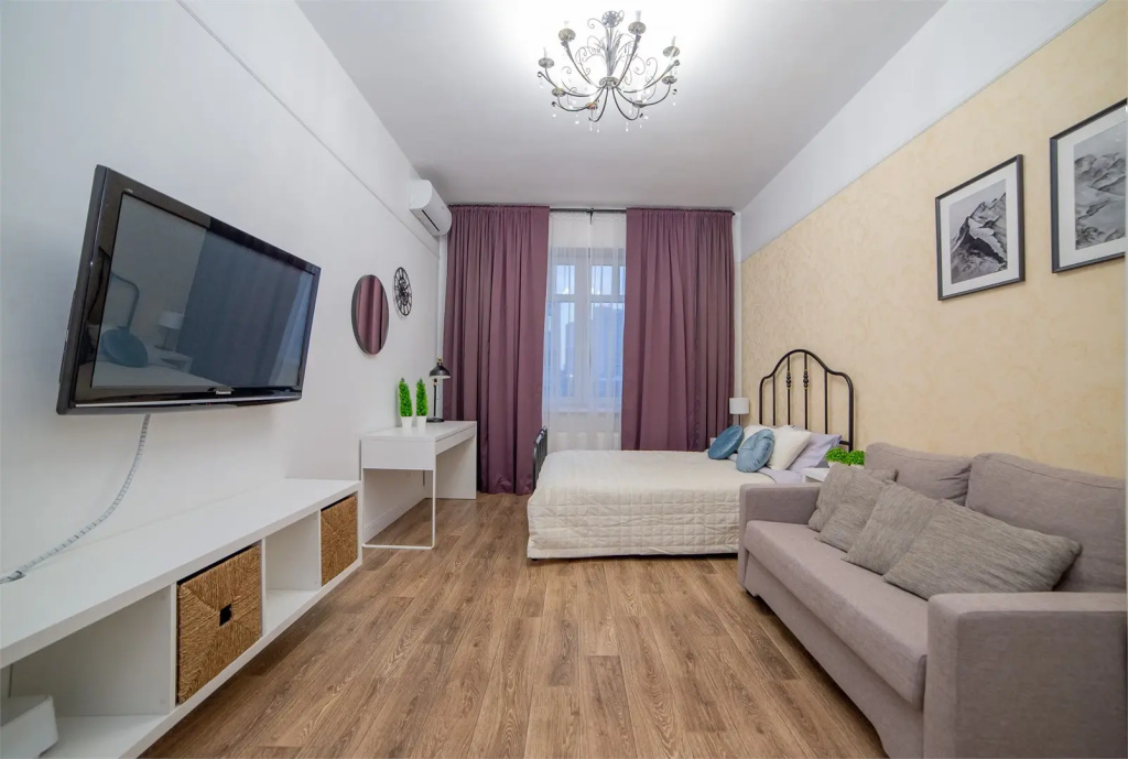 BeGuest на Щорса 53