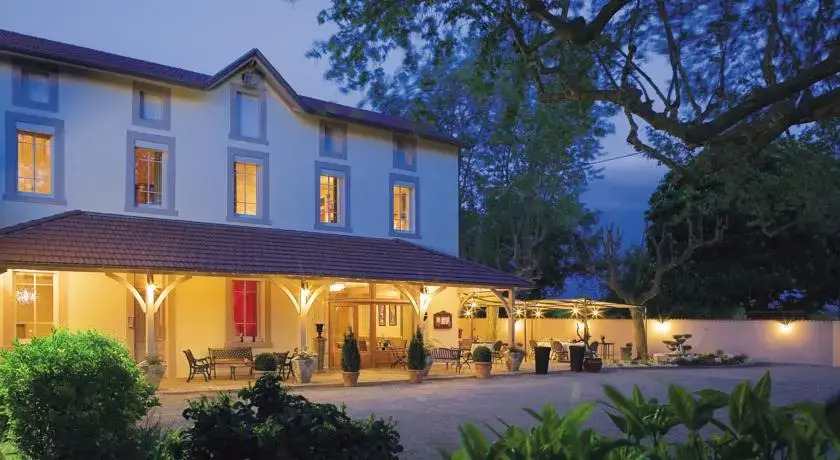 Pont du Chalon Hôtel and Restaurant