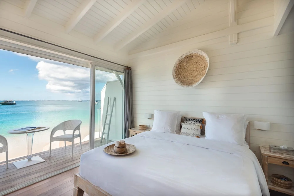 Le Temps des Cerises Hotel Beach