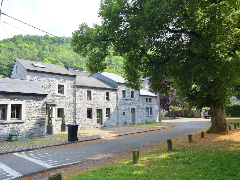 Spacious Place in Hamoir