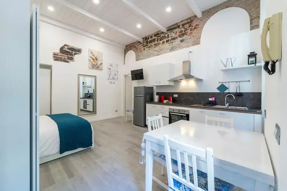 Modern Apartment in Via Carloni by Wonderful Italy