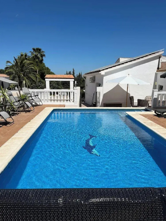 Villa Padel - Heated pool and private paddle court