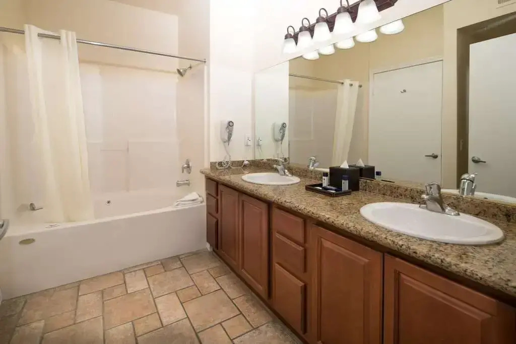 Club de Soleil All-Suite Resort