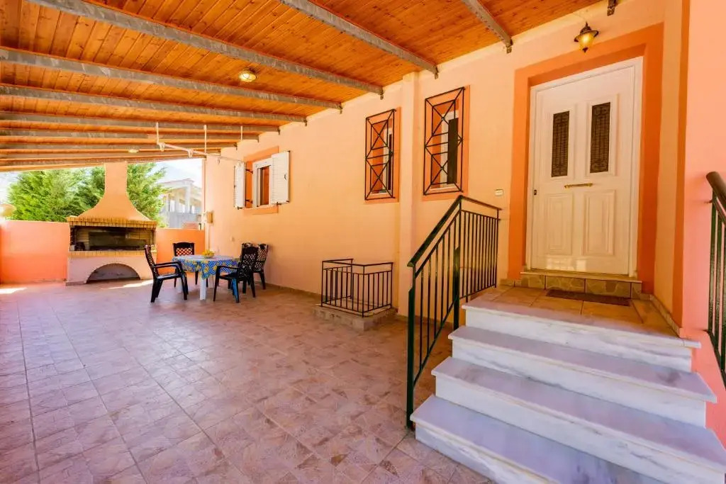 Ioannis House Sea View
