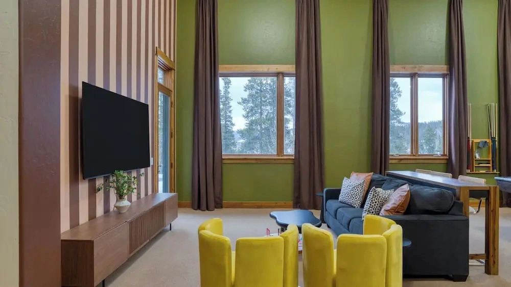 Skate Bowl, Climbing Wall, Arcade Breckenridge Adventure Chalet by Avantstay