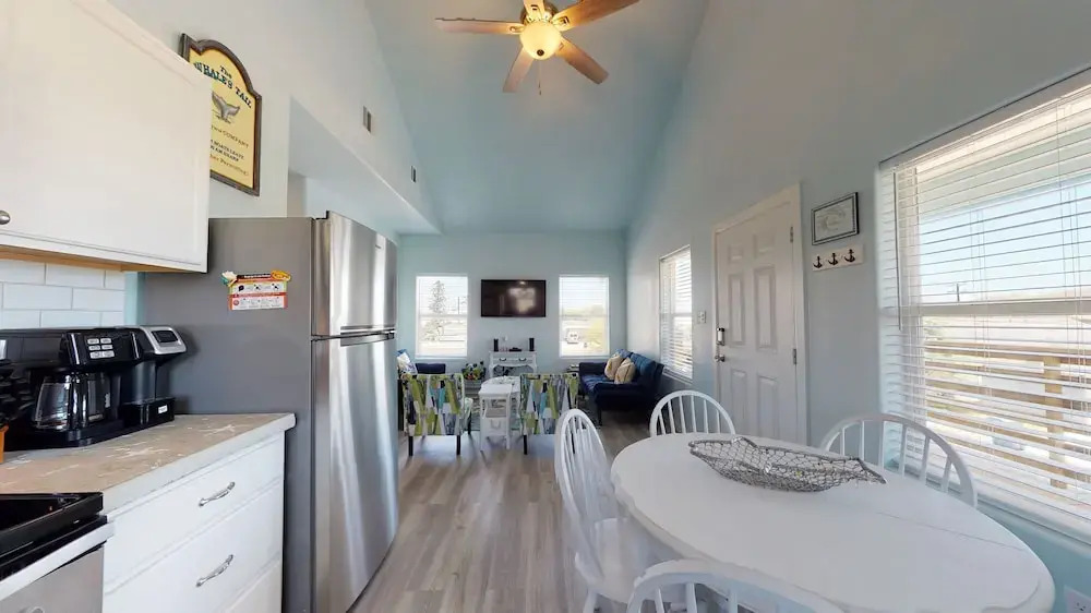 Warm Breezes 2 Bedroom Home