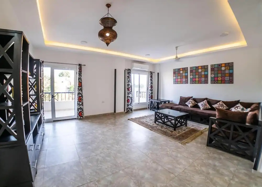 Royal Home Villa Apartment