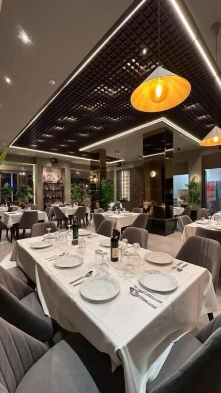 New Donantelo Hotel