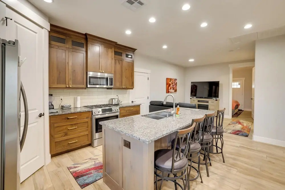 Toquerville Home w/ Mtn Views, Near State Parks!