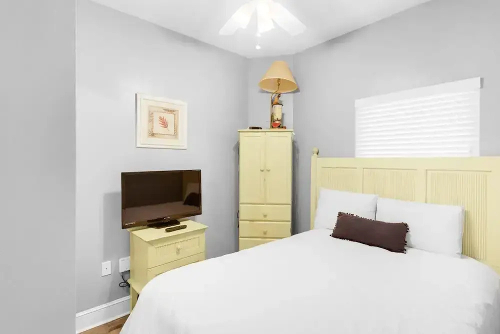 Majestic Beach Towers 2-803