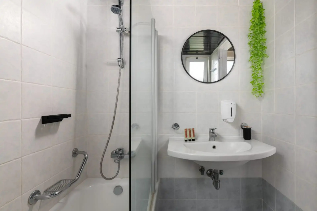 GOJI Vegan Hotel