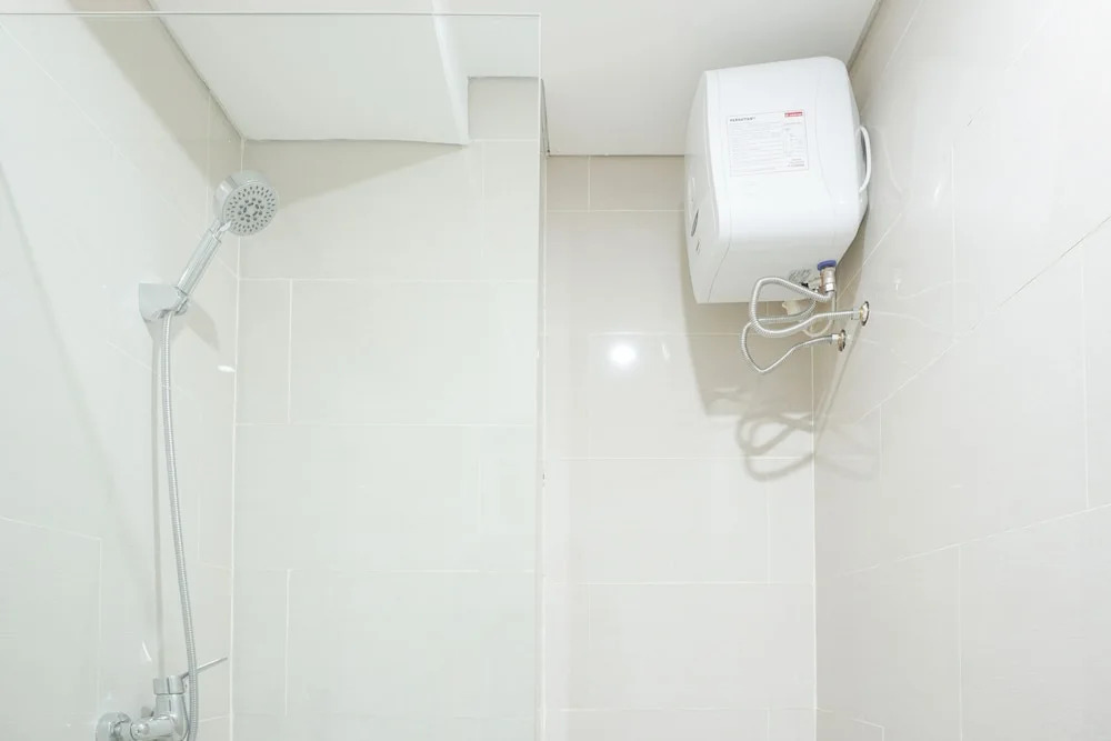 Nice And Comfort 2Br At Daan Mogot City Apartment
