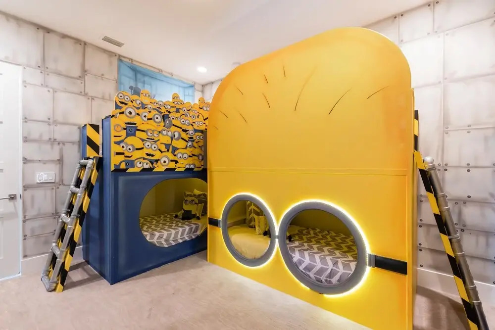 W003: 6 Bed, Princess, Minions, Star Wars Arcade by Villatel