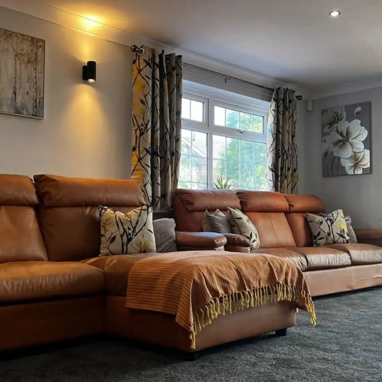 The Cheshire Gathering - Hot Tub 8 Bedroom