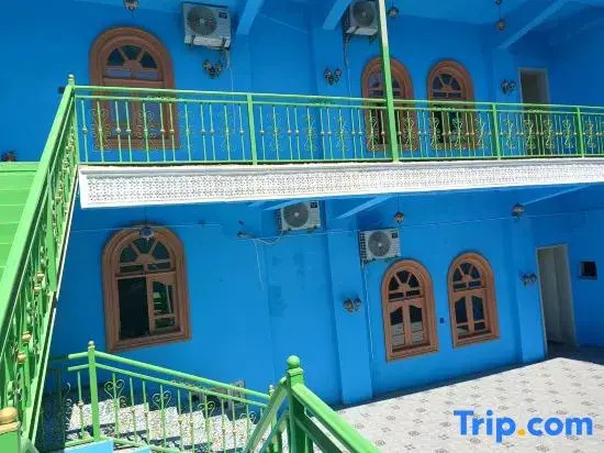 Pengjing Homestay (Kashgar Xiangfei Yuan Scenic Area)