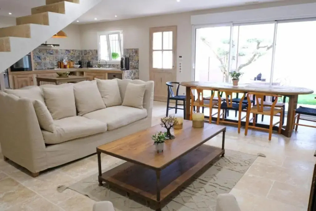 Maison de village avec piscine privée au coeur du village d'Aureille, 6 personnes LS1-386 PROUVENCO