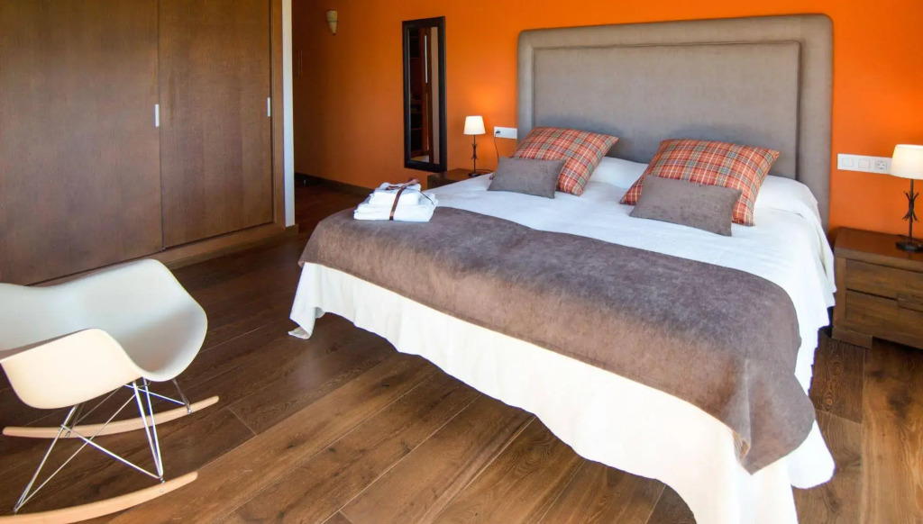 Casa de 7 suites y vistas 360. Les Feixes Llargues