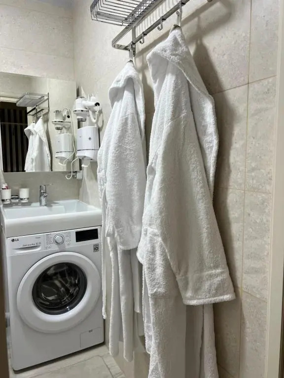 Miracle Apartment